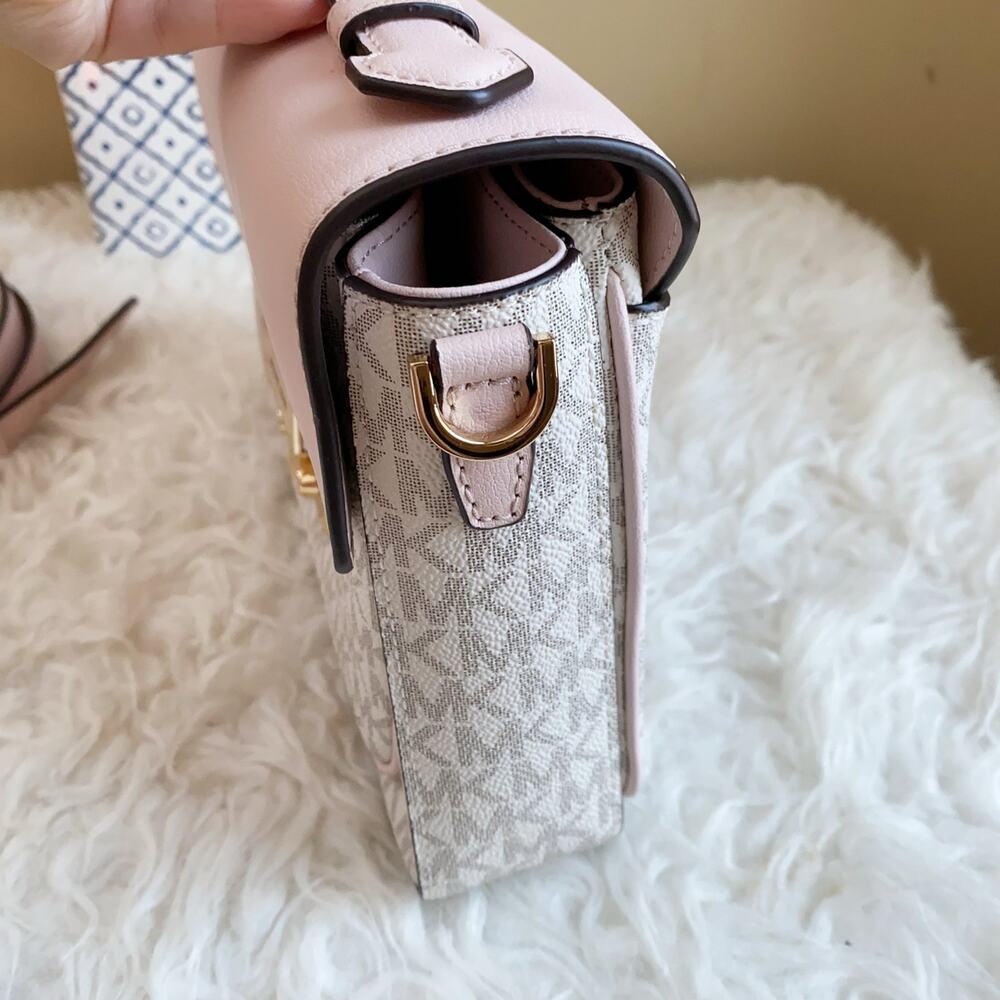 Michael Kors rose medium messenger - Picture 5 of 8